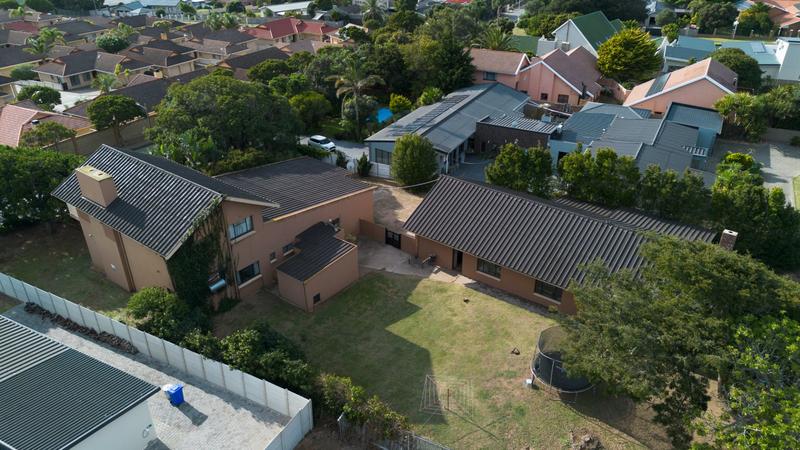 5 Bedroom Property for Sale in Mossel Bay Central Western Cape